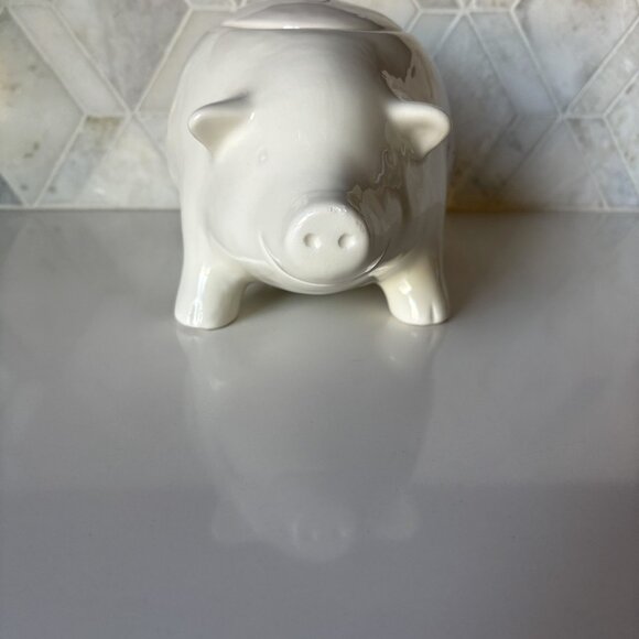 Rae Dunn Ceramic Pig Out White Pig Container Canister with Lid Brand New - Picture 5 of 10